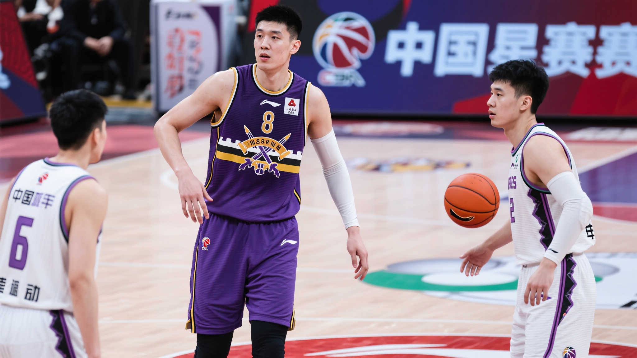 广东力邀陈国豪，二年级新星成交易焦点！北控开出高价筹码曝光